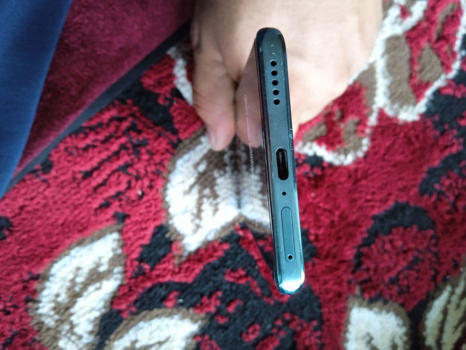 Xonor x9b dakument karobkasi bor yangi 1Yarim oy ishlatilgan ideal xol