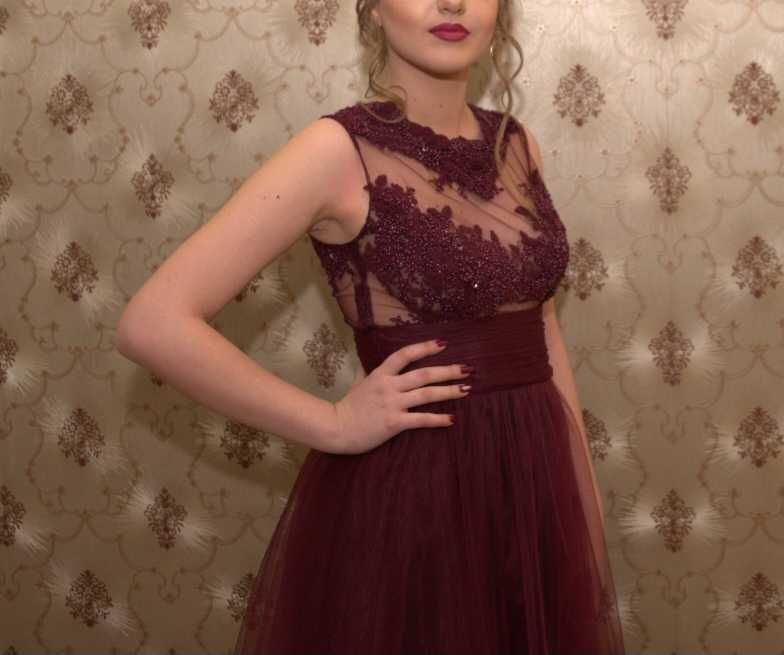 Rochie de seara grena