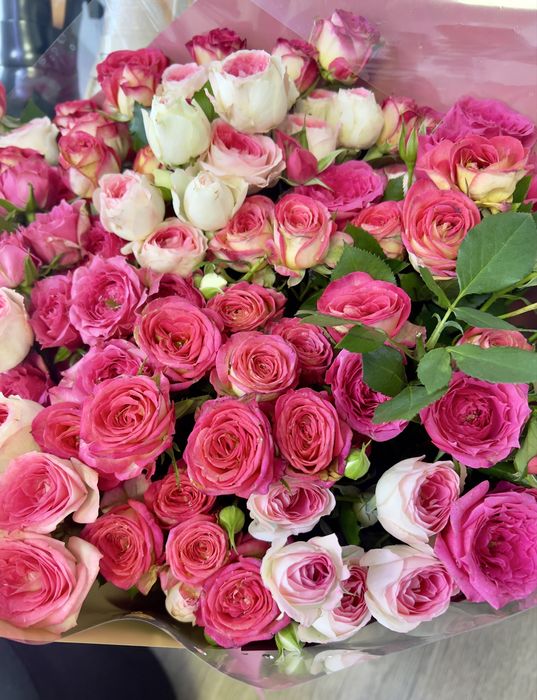 Букет пионовидных роз