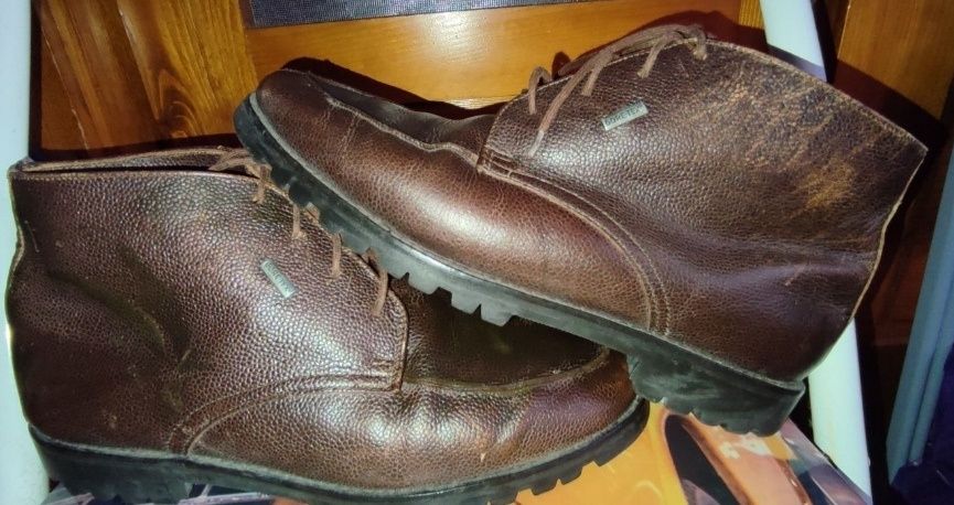 ghete piele goretex 42 ca noi