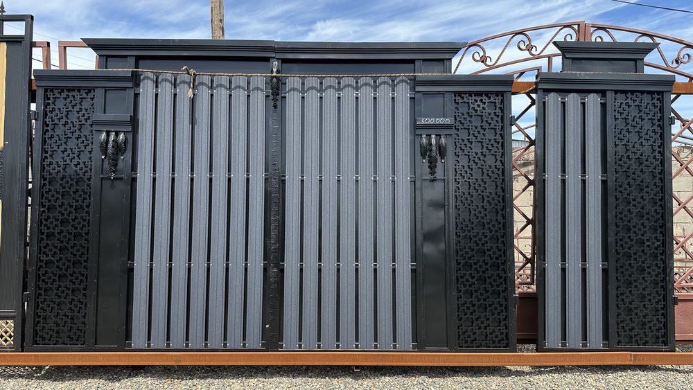 Ворота. Кованые ворота. Ковка. Дверь