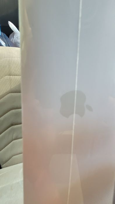 Macbook air m2 13.6