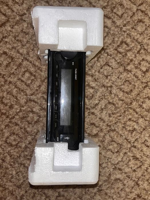 Радио Pioneer чисто ново