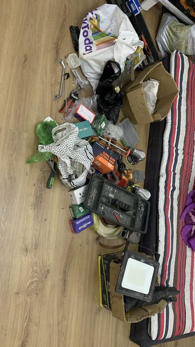 Осы заттар сатылады бағасын келісеміз