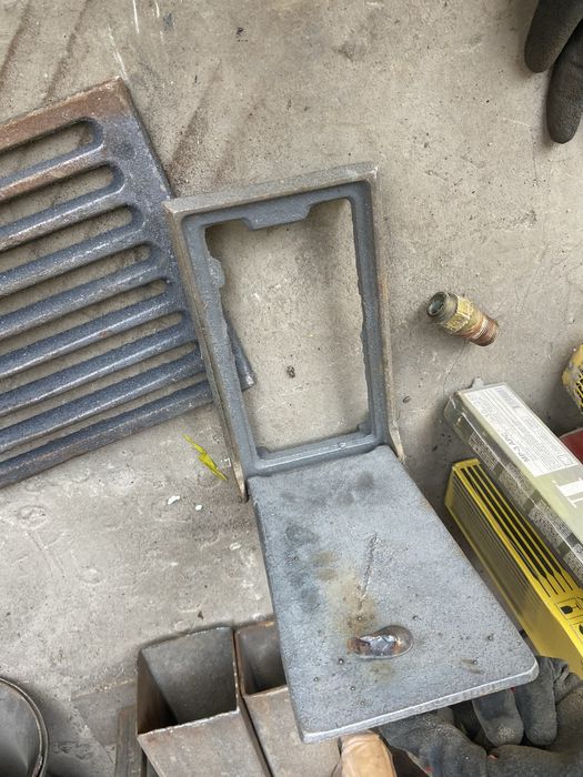 чугунные плита