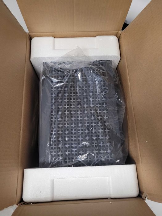 Server Supermicro X11SPM-TF vROC + Xeon Gold 6138 20c 40th 2 GHz