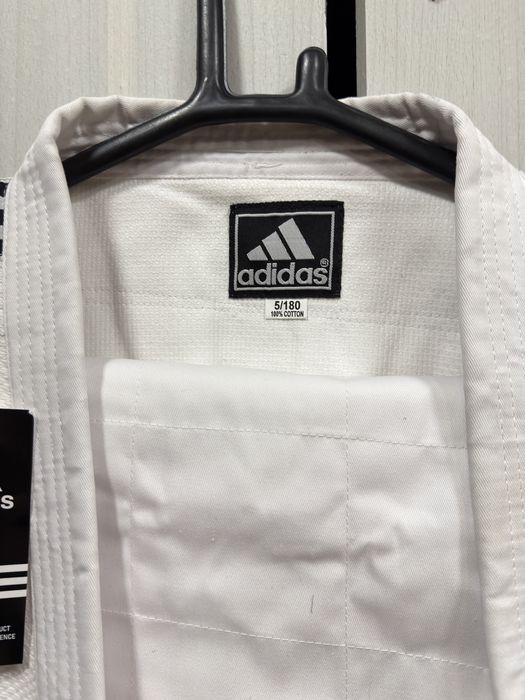 новое Кимоно Adidas