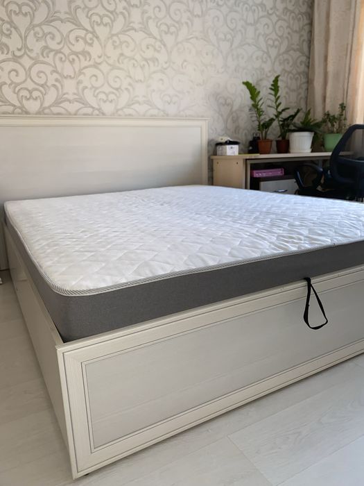 Продам двуспальный кровать