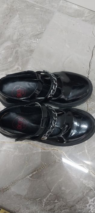 Продам 500 обувь