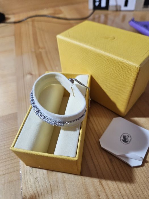 Гривна Swarovski