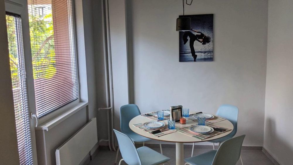 Дава се под наем Тристаен апартамент в София, Медицинска академия - 85 кв.м за 800 € - Снимка #3