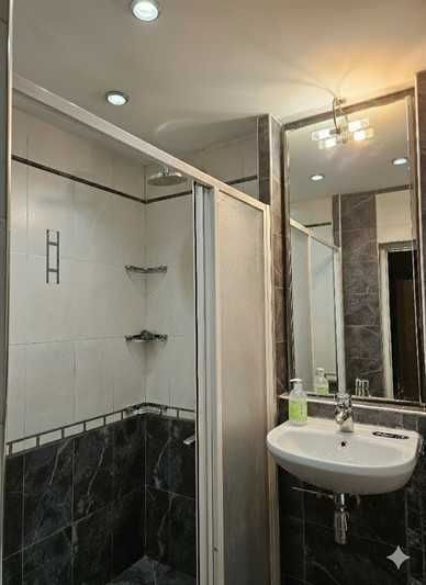 Тристаен апартамент под наем