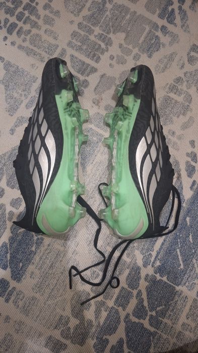 Бутсы adidas predator