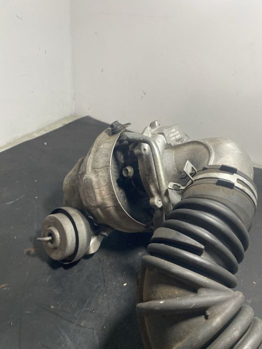 Turbina turbo Toyota avenesis 2.2 diesel 2008-2011 D-4D D4D