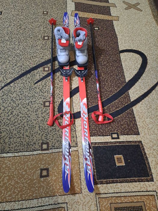 Продам лыжи,в идеальгом состоянии