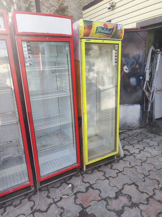 Холодильники стеклянные