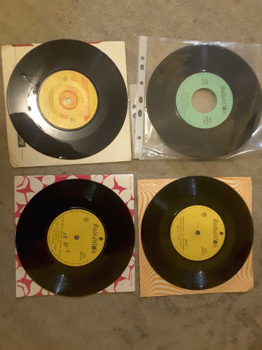 Стари запазени малки плочи на Балкантон