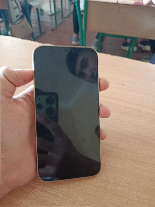 IPhone 12 pro 128 xotira