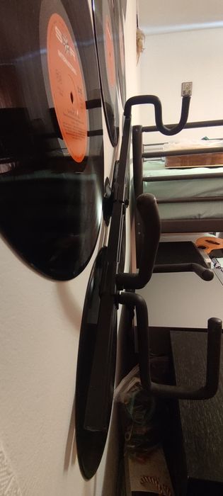 Suport perete pentru chitara electrica