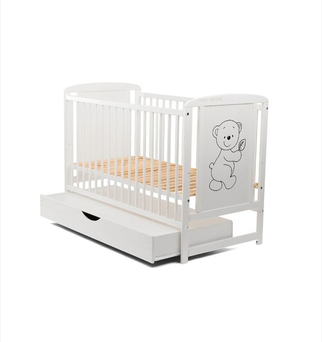 Дървена бебешка кошара