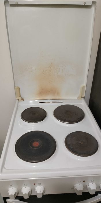Печка Зануси / Zanussi /