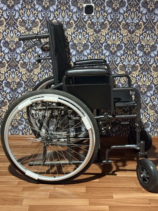 Коляска инвалидная