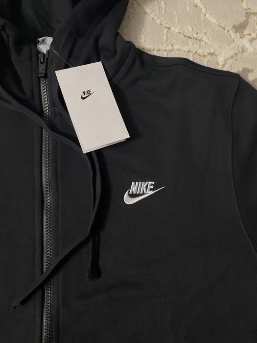 Найк зипка новая