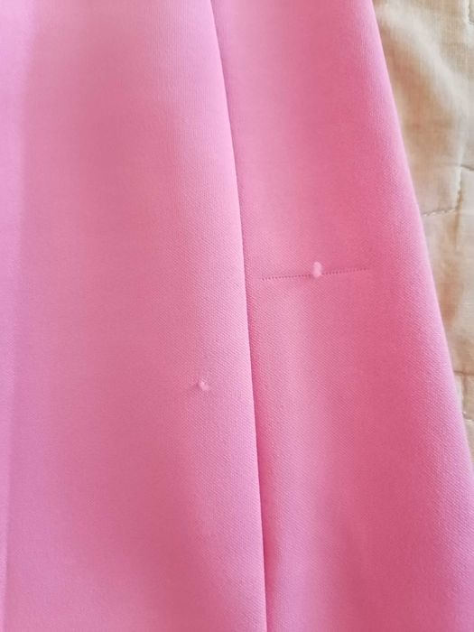 Красива  розова рокля