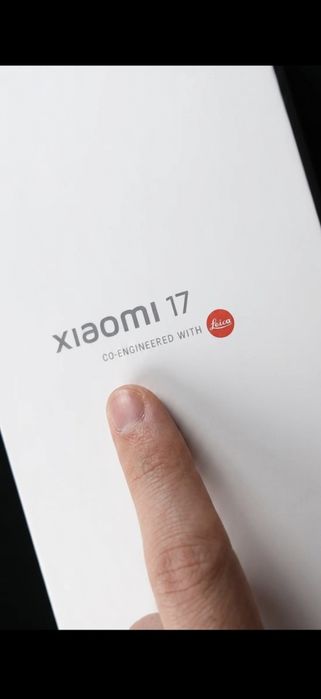 Xiaomi 17 Чисто нов