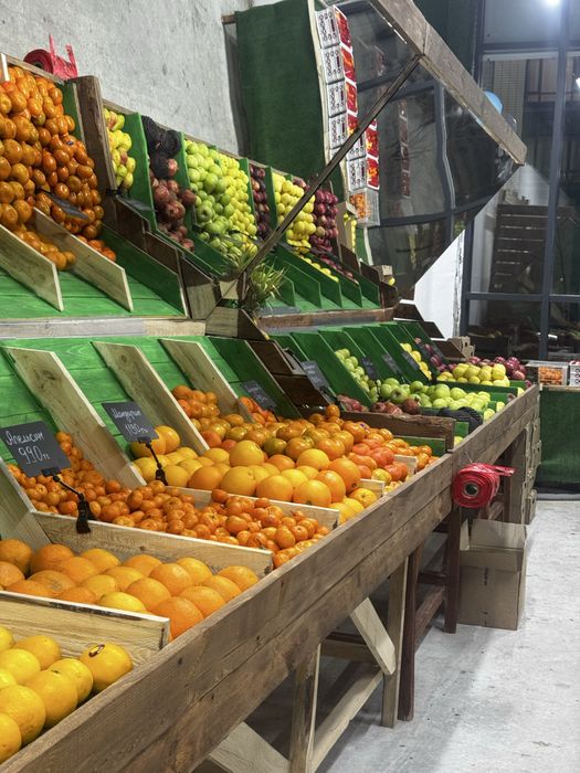 Фрукты и обощи стелаж