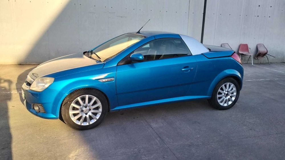 Vand Opel Tigra in stare buna de funcționare