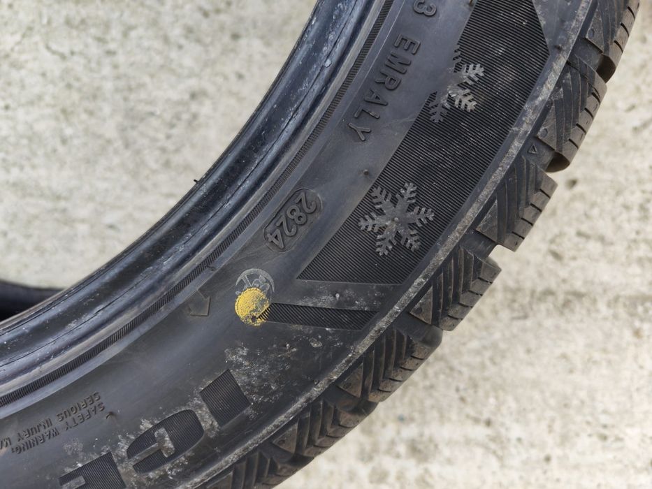 Set 2 Anvelope 245/45 R18 Sailun ice Blazer iarna noi