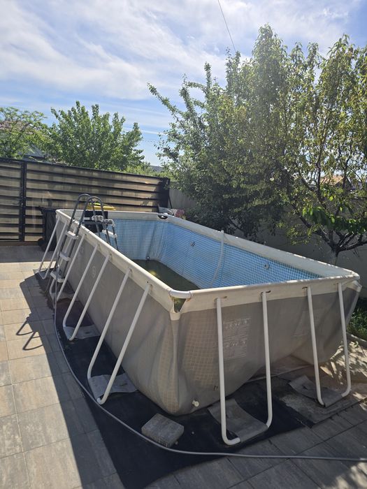 Piscina intex 488x244x107