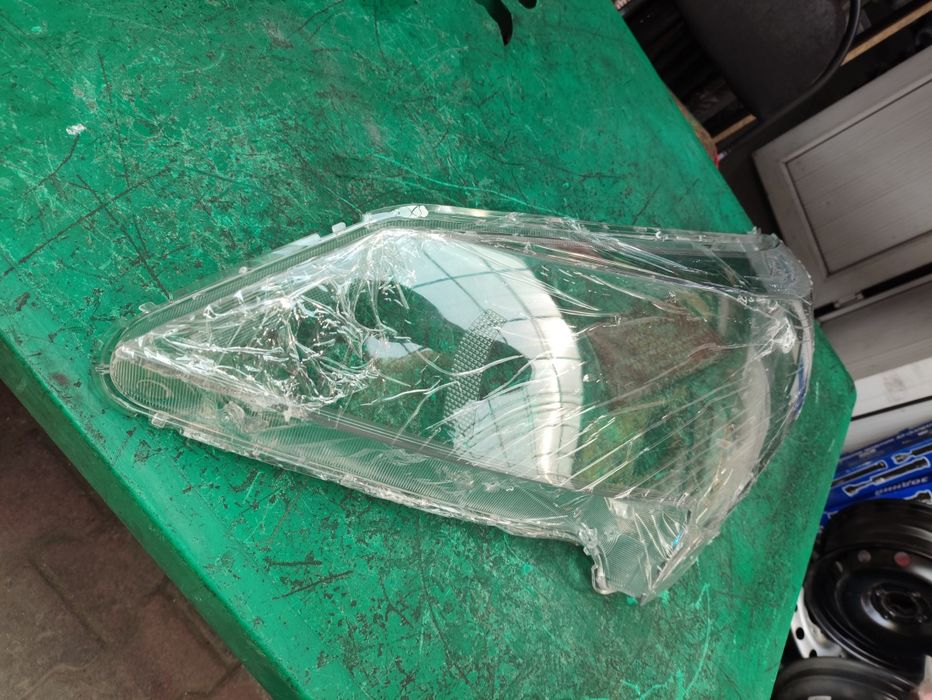 Кия Рио стекло 21+24