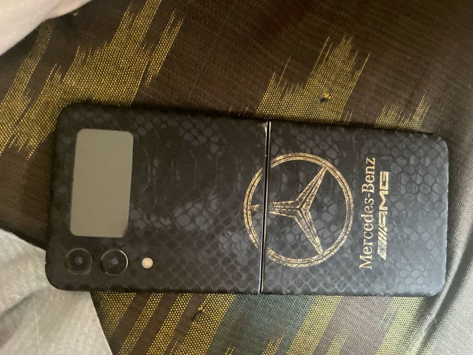 Samsung Galaxy Z flip 3 256gb