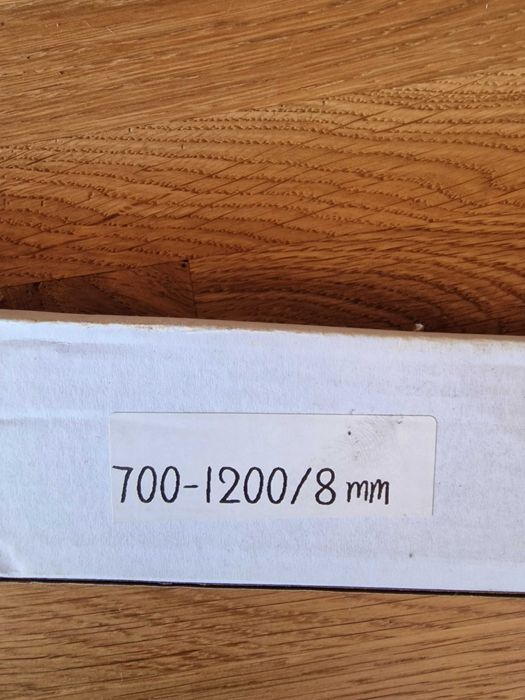 Телескопичен държач за стъклен параван