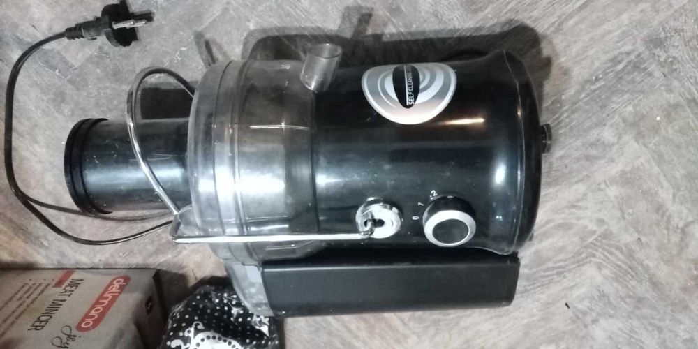 Starlyf Self Cleaning Juicer - самопочистваща се сокоизстисквачка