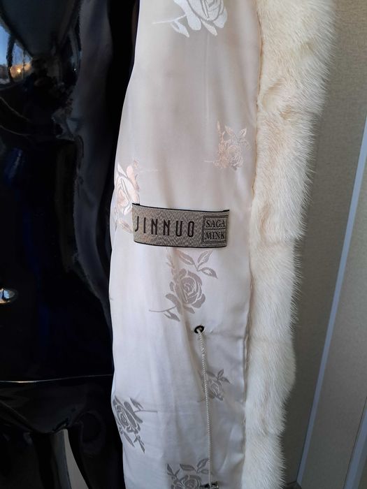 Haină de blană nurcă divină. Haina de vizon natural ivory