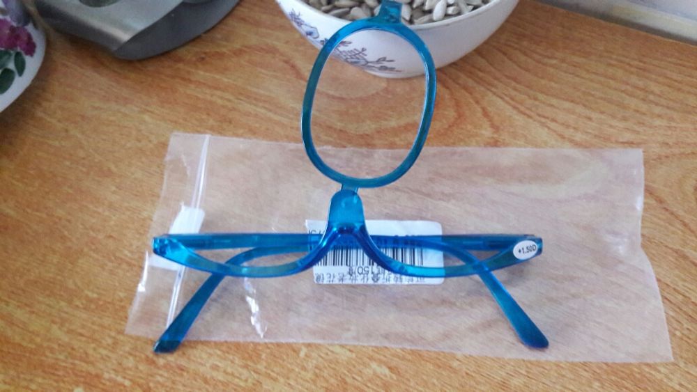 Продам  очки на +