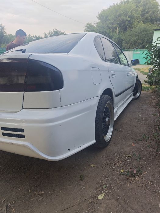 Subaru legacy b4