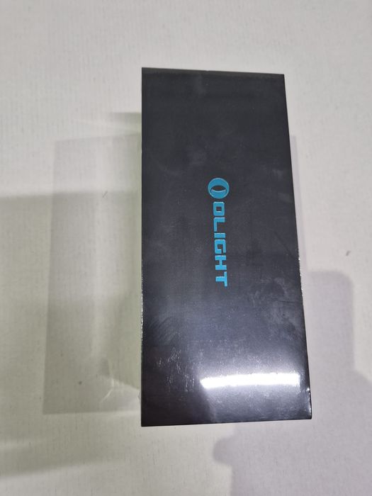 Lanterna olight warrior ultra