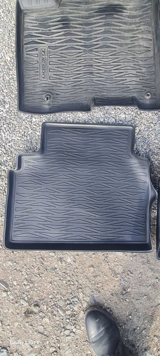 Продам коврики на хундай туксон