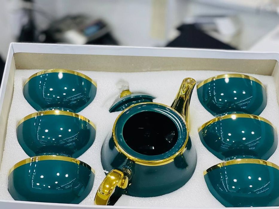 Чайный сервиз в подарочной упаковке