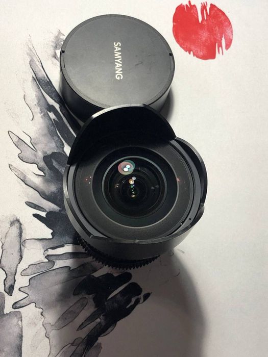 Samyang 14mm. Canon  EF