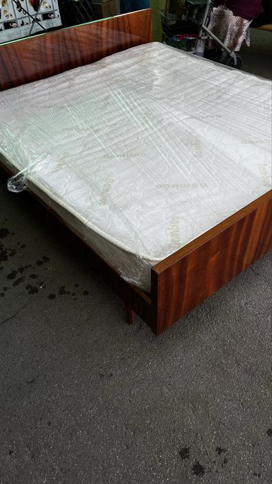 Продам кровать б/у