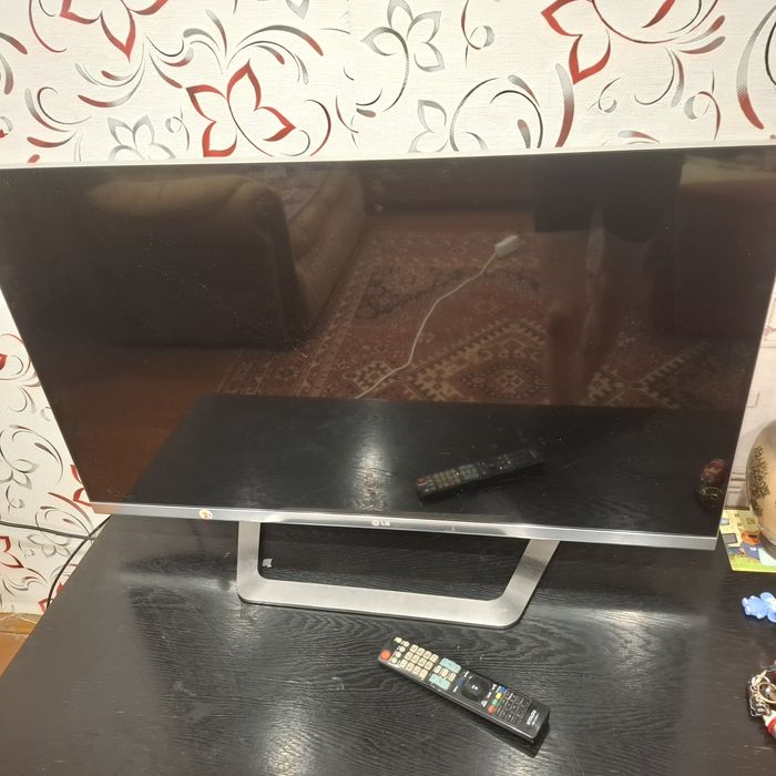 Продам телевизор . В отличном состоянии