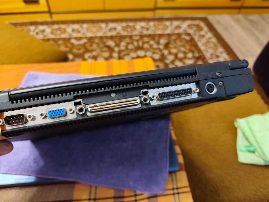 Лаптоп за маниаци: COMPAQ ARMADA 500