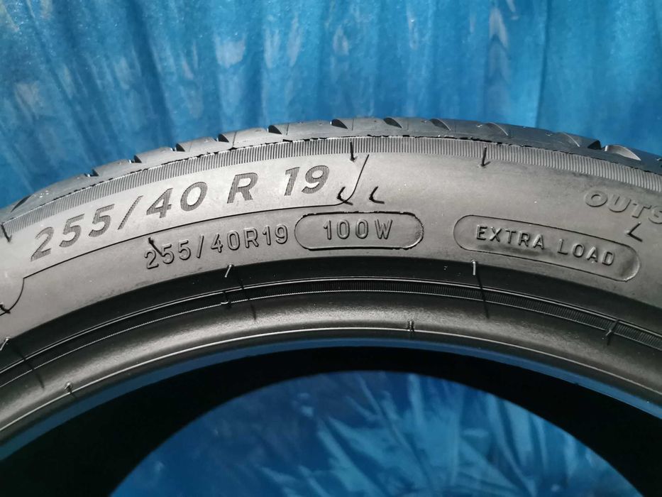 255/40 R19 michelin 4 bucati