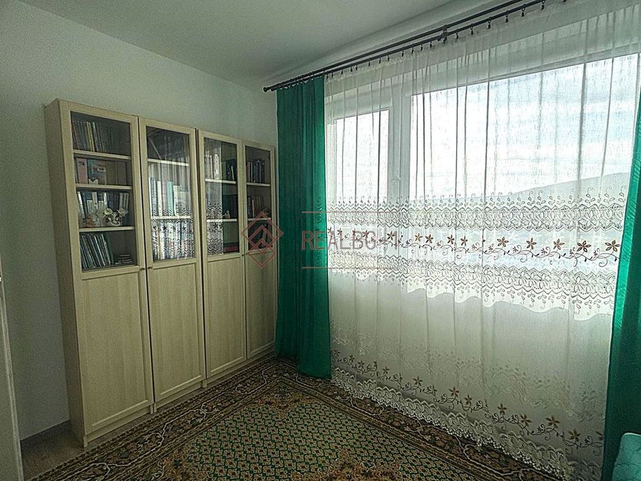 Комфортен тристаен апартамент с морска гледка близо до Албена