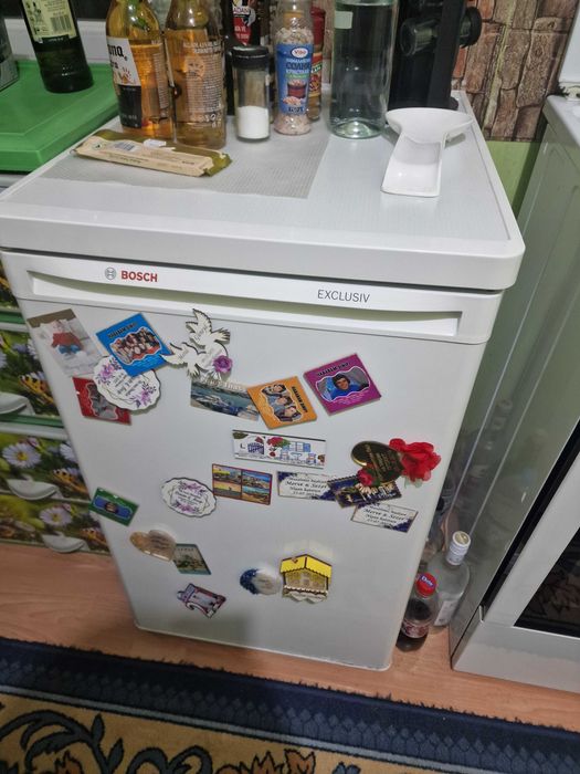 Хладилник Bosh и готварска печка Beko